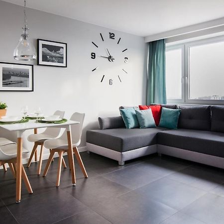 Apartment River Front, Great View From 14Th Floor, Next To Pge Narodowy Stadium, Torwar - By Warsawskyline Apartments Exterior photo